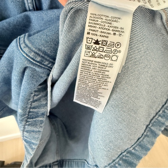 Levi’s FLYNN WESTERN DRESS
Blue Denim - Picture 6 of 7